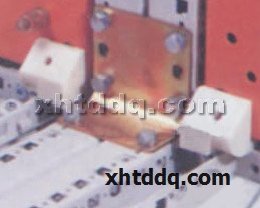 點擊查看商品:并柜連接件